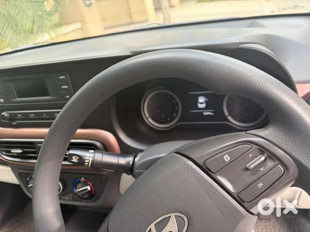 Hyundai Aura 1.2 Petrol 2023