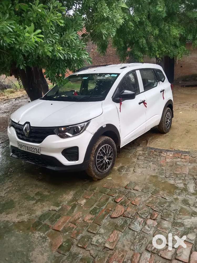 Renault Triber 2025 Authentic Petrol