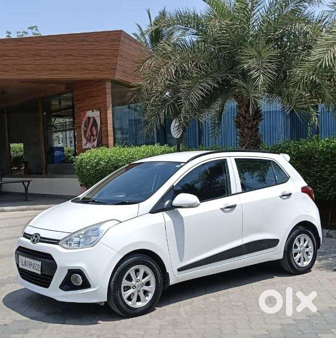 Hyundai Grand I10 1.2 Kappa Vtvt Asta (o) At, 2016, Petrol