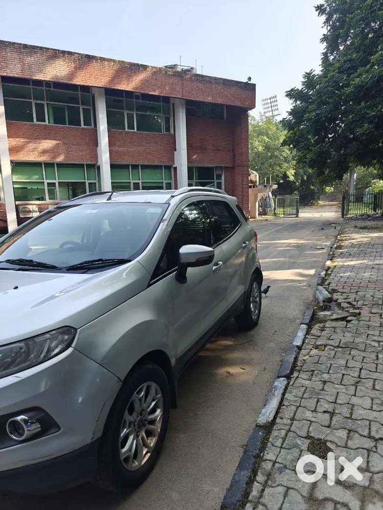 Ford Ecosport 2015 Titanium Petrol – 90k Km  Well Maintained