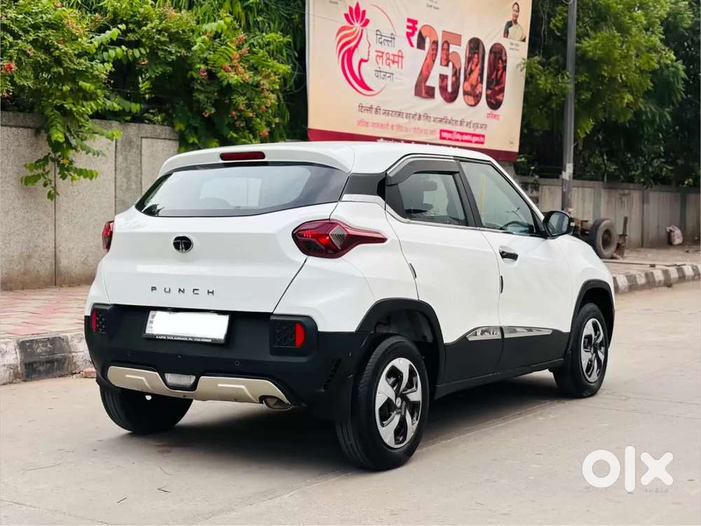Tata Punch Pure, 2025, Petrol