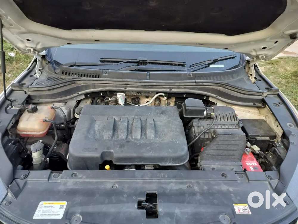 Mahindra Xuv700 Ax7 2022