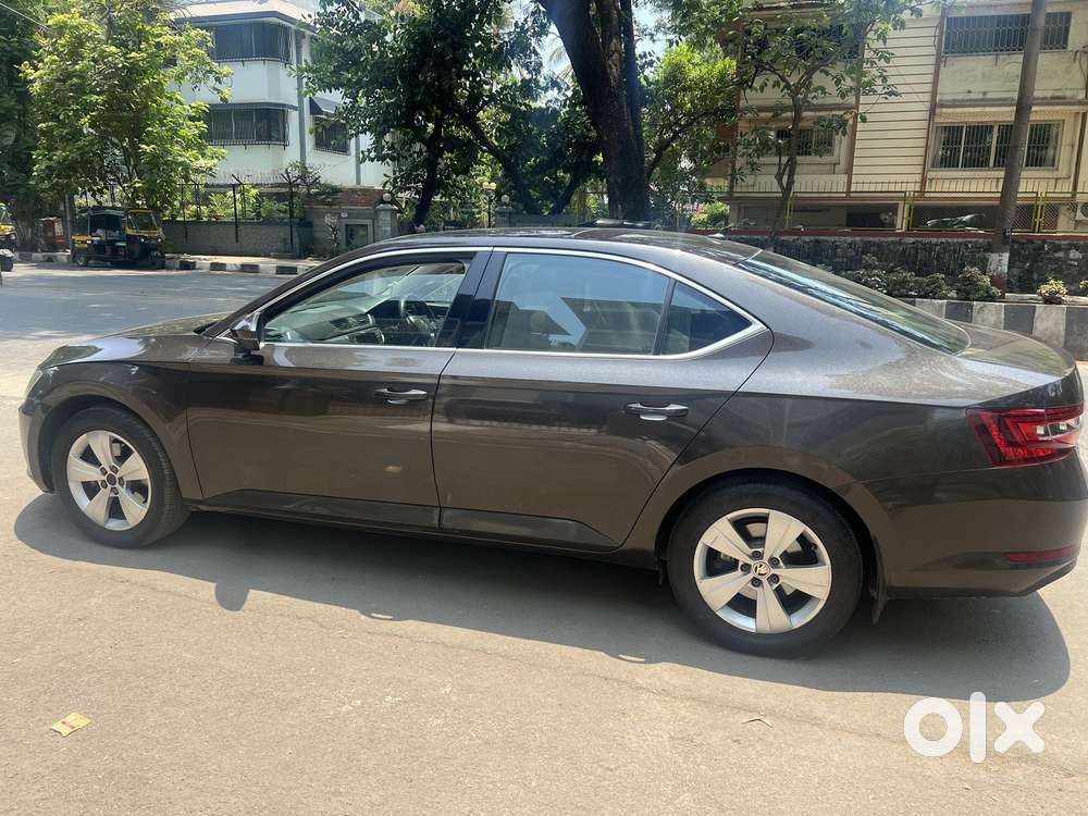 Skoda Superb Style 1.8 Tsi At, 2017, Petrol