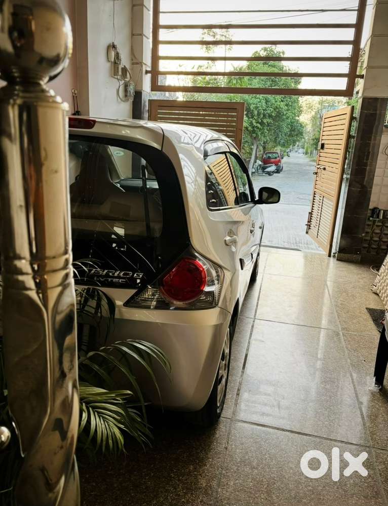 Honda Brio Petrol 2012
