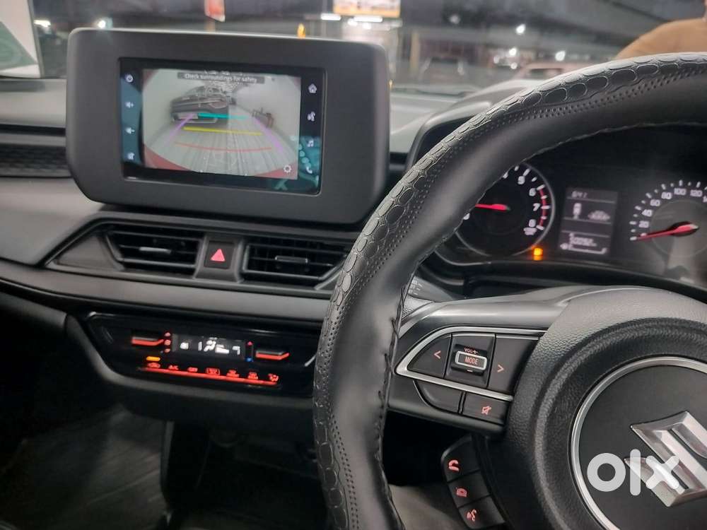 Maruti Suzuki Swift Vxi + Manual, 2025, Petrol