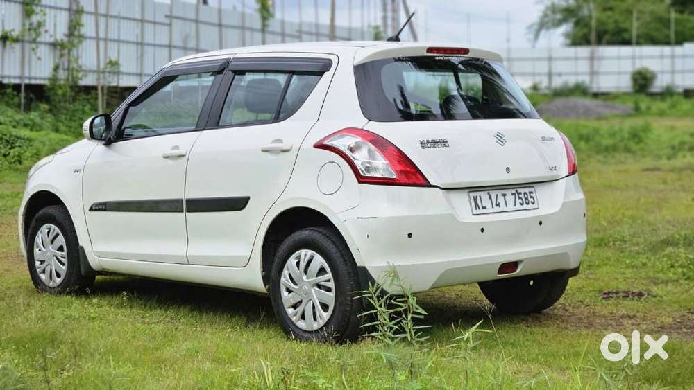Maruti Suzuki Swift Vxi, 2016, Petrol