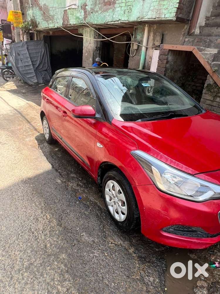 Hyundai I20 Magna Petrol 2015