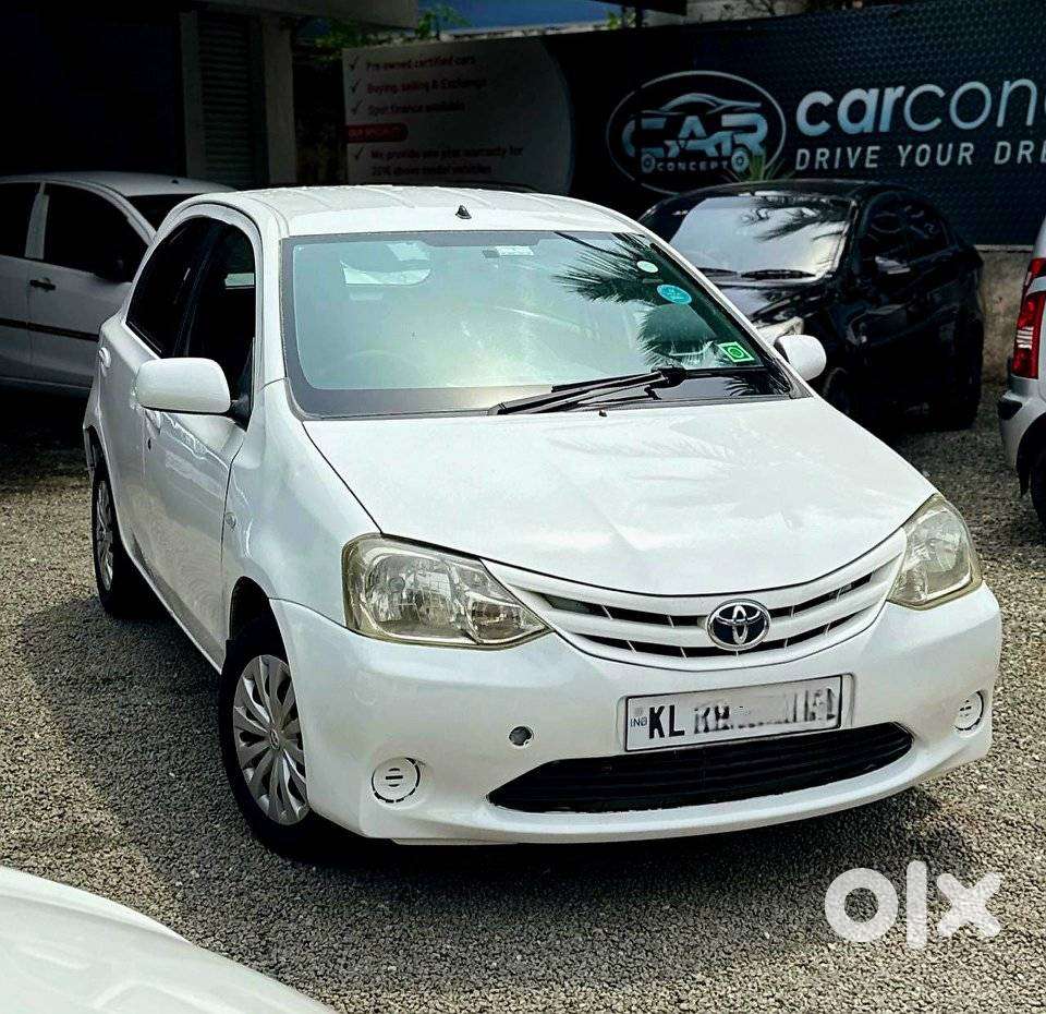 Toyota Etios Liva 2011-2012 G Plus, 2011, Petrol