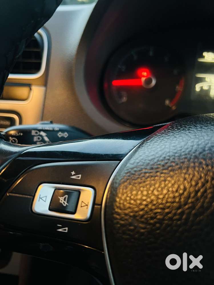 Volkswagen Vento 1.2l Tsi Highline Plus At Petrol, 2018, Petrol