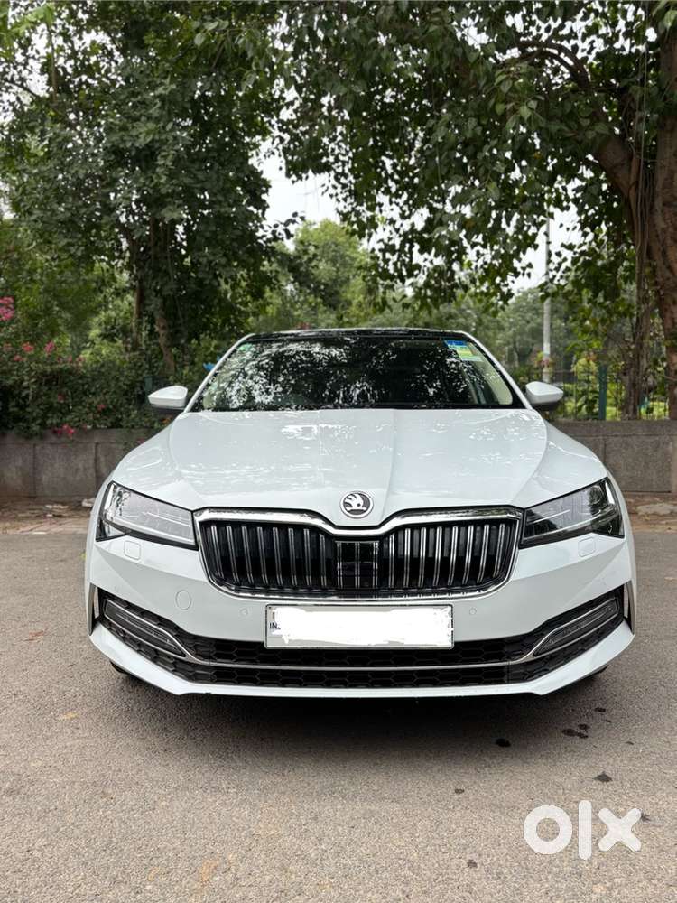 Skoda Superb 2023 Petrol Variant