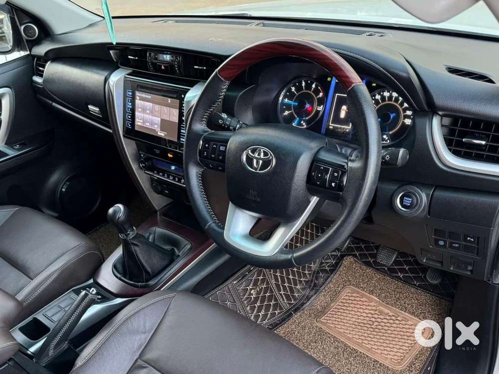 Toyota Fortuner [2021-ongoing] 2.8 2wd Diesel At, 2021, Diesel