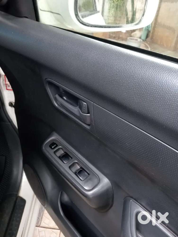 Maruti Suzuki Dzire 2015