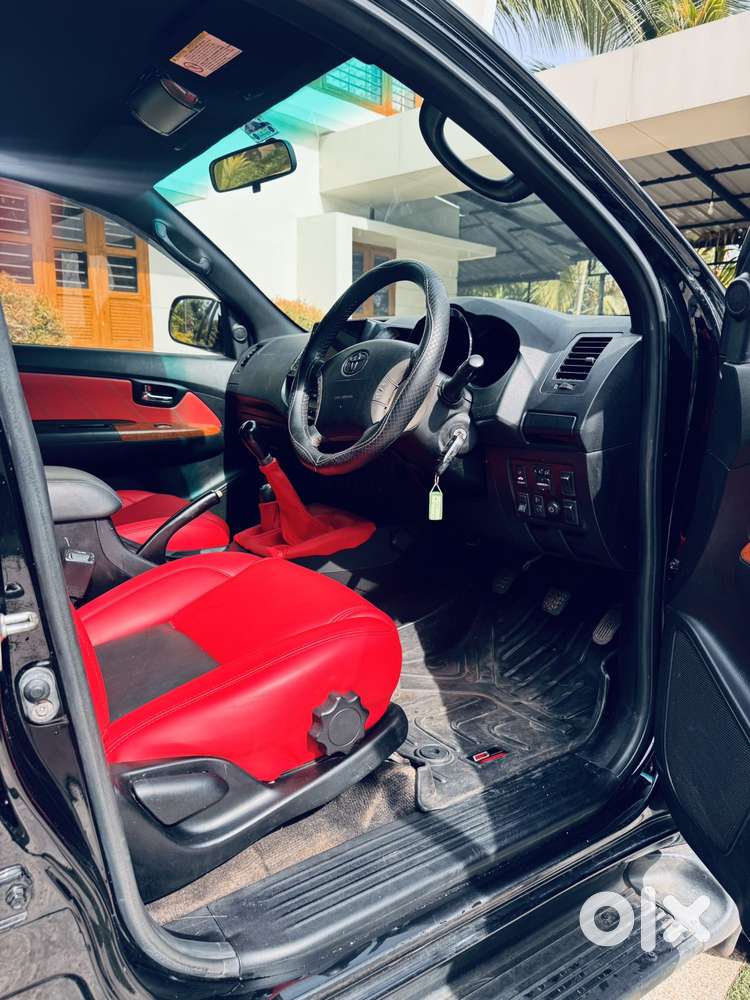 Toyota Fortuner, 2010, Diesel