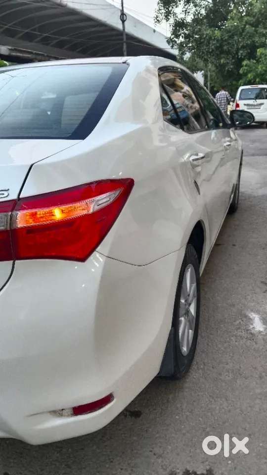 Toyota Corolla Altis 1.8 G, 2015, Petrol