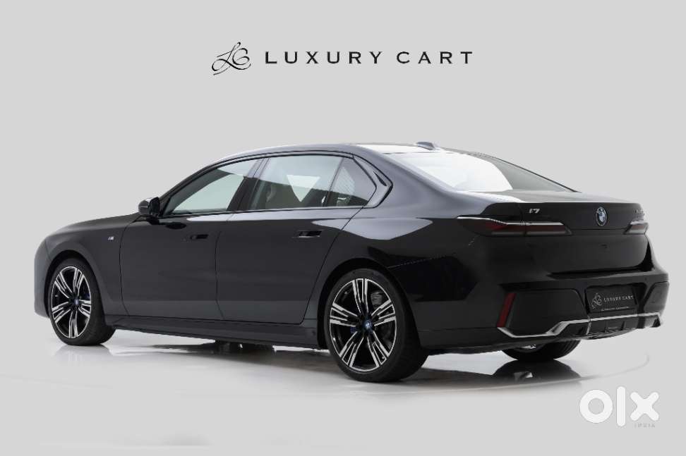 Bmw I7 Xdrive60, 2023, Electric