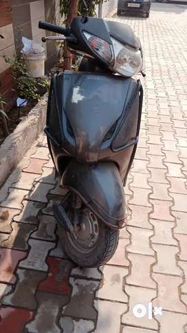 Activa Buy Sell Second Hand Activa Scooty in Industrial Area Used Scooters in Industrial Area OLX