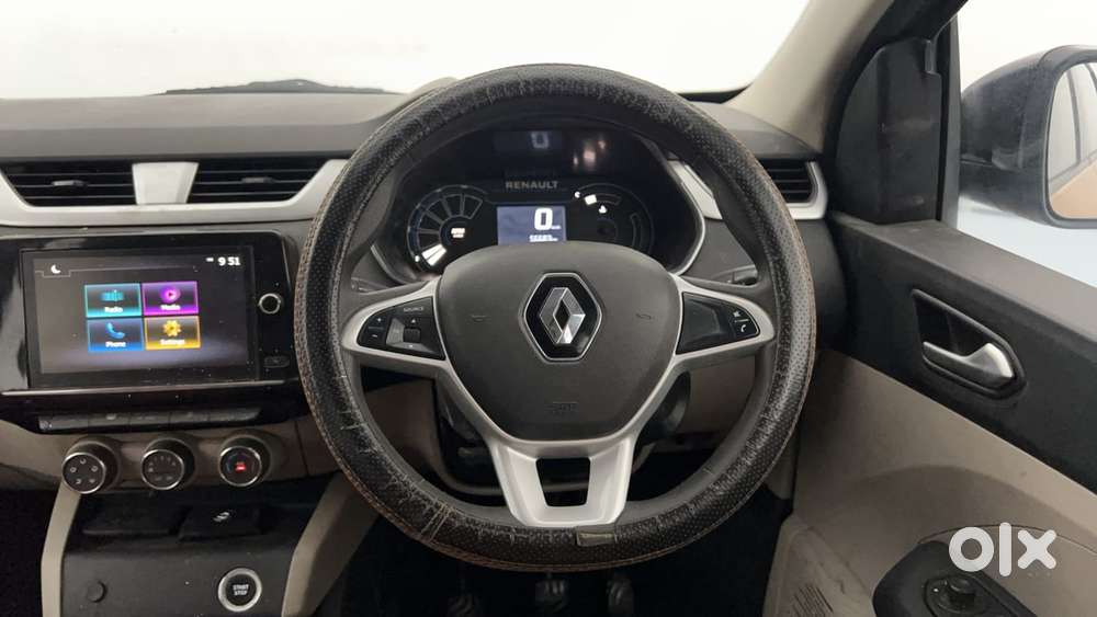 Renault Triber Rxz, 2022, Petrol