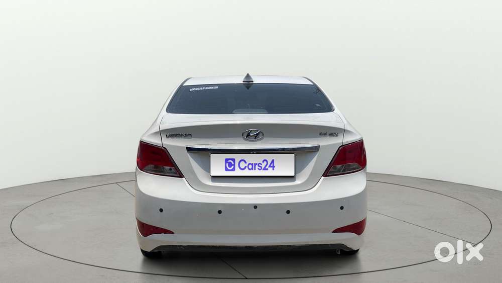 Hyundai Verna 1.6 Vtvt Sx, 2016, Petrol