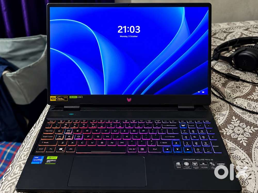 Acer Predator helios 16 Intel ,i7 13700hx ,32gb ram , rtx 4050,1tb SSD
