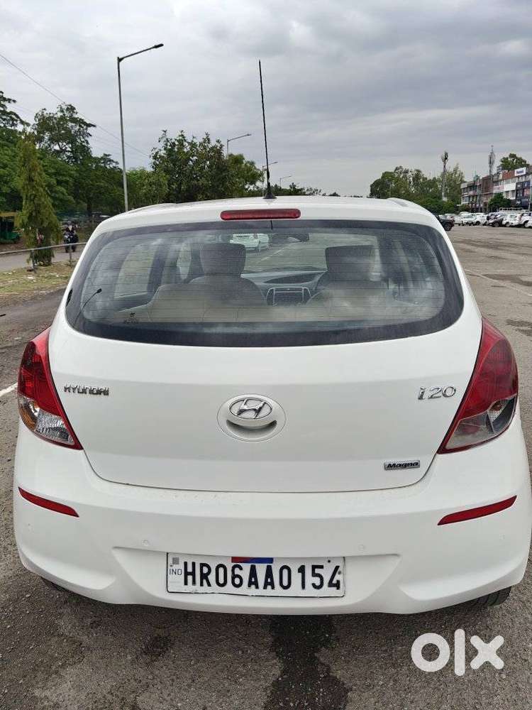 Hyundai I20 Magna Optional 1.2, 2012, Petrol