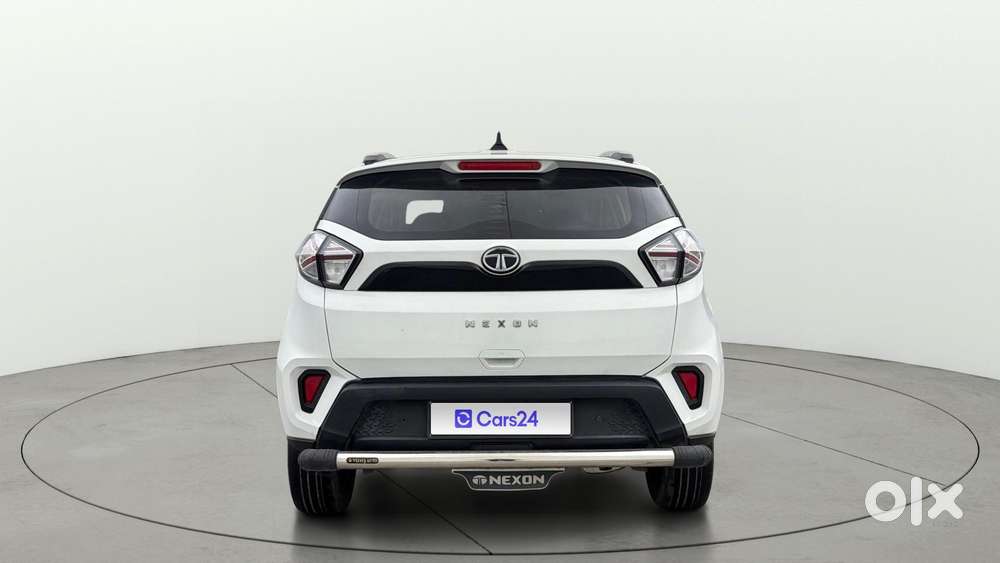 Tata Nexon 1.2 Revotron Xm (s), 2022, Petrol