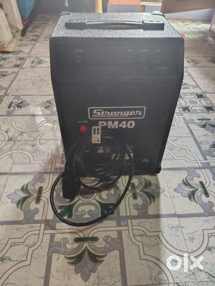 Amplifier 40watt spekar brand new condition