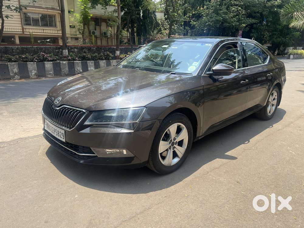 Skoda Superb Style 1.8 Tsi At, 2017, Petrol