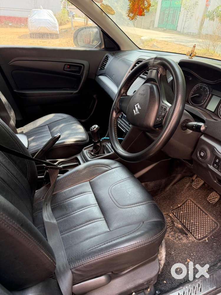 Maruti Suzuki Brezza Petrol Well Maintained