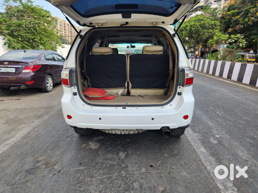 Toyota Fortuner 3.0 4x4 Anniversary Edition Mt, 2011, Diesel