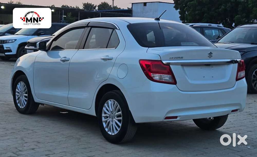 Maruti Suzuki Dzire 1.2 Zxi, 2022, Petrol