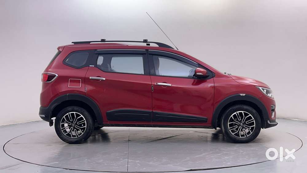 Renault Triber Rxz, 2021, Petrol