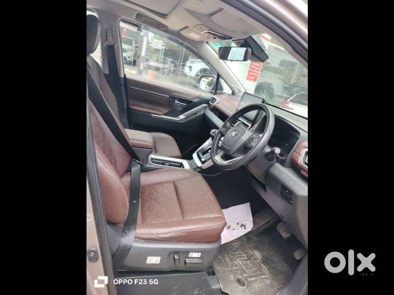 Toyota Innova Hycross 2.0 Zx (o) Hybrid 7 Str, 2024, Electric