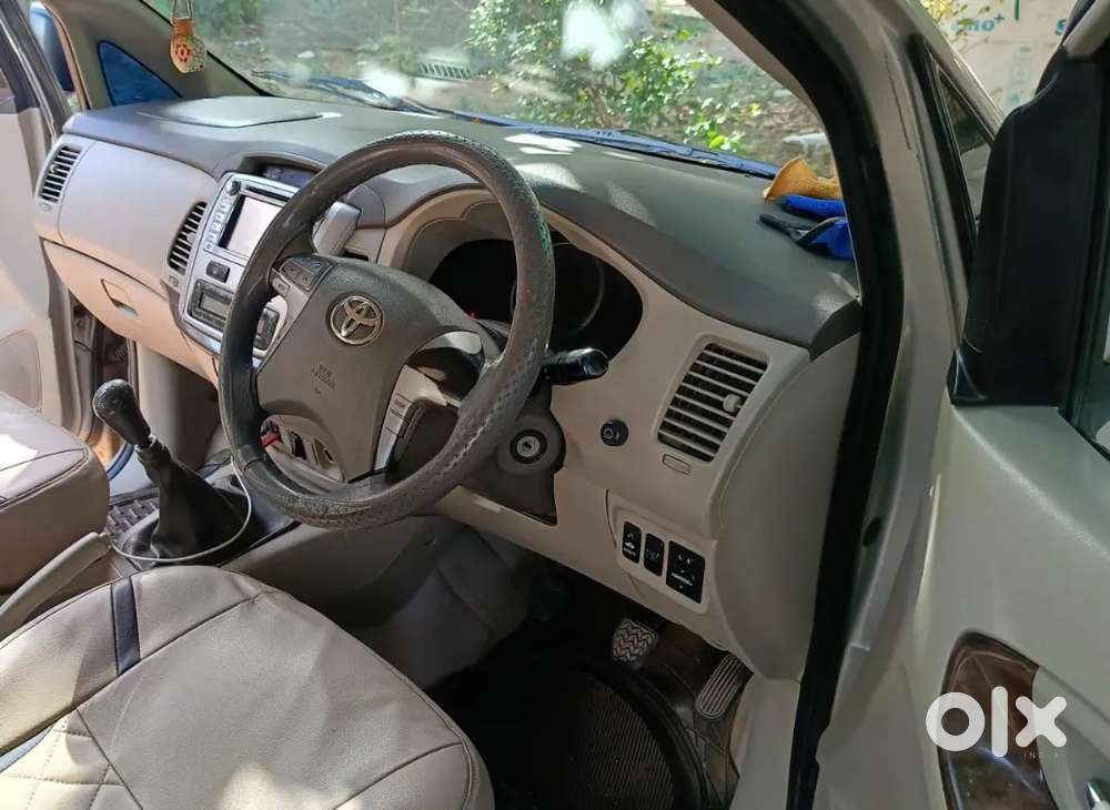 Toyota Innova 2012 Diesel Well Maintained
