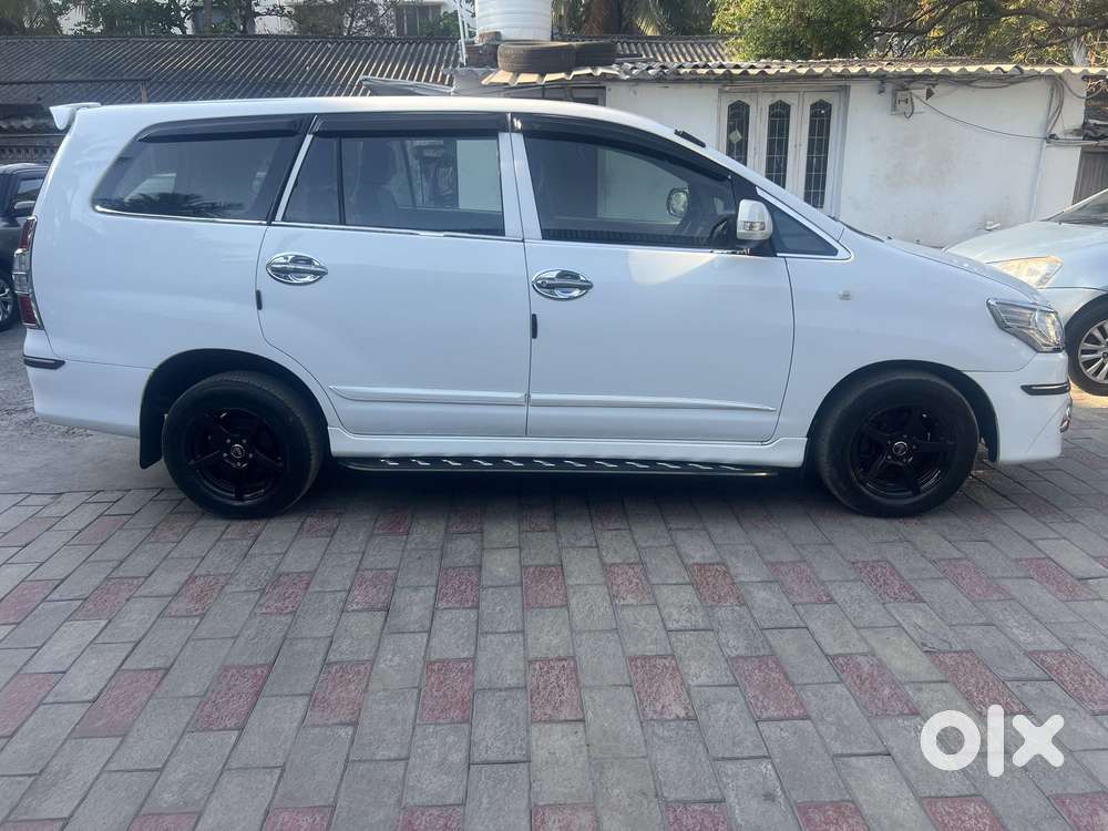 Toyota Innova 2.5 G (diesel) 7 Seater, 2015, Diesel