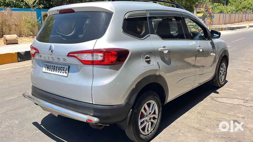 Renault Triber Rxt, 2023, Petrol