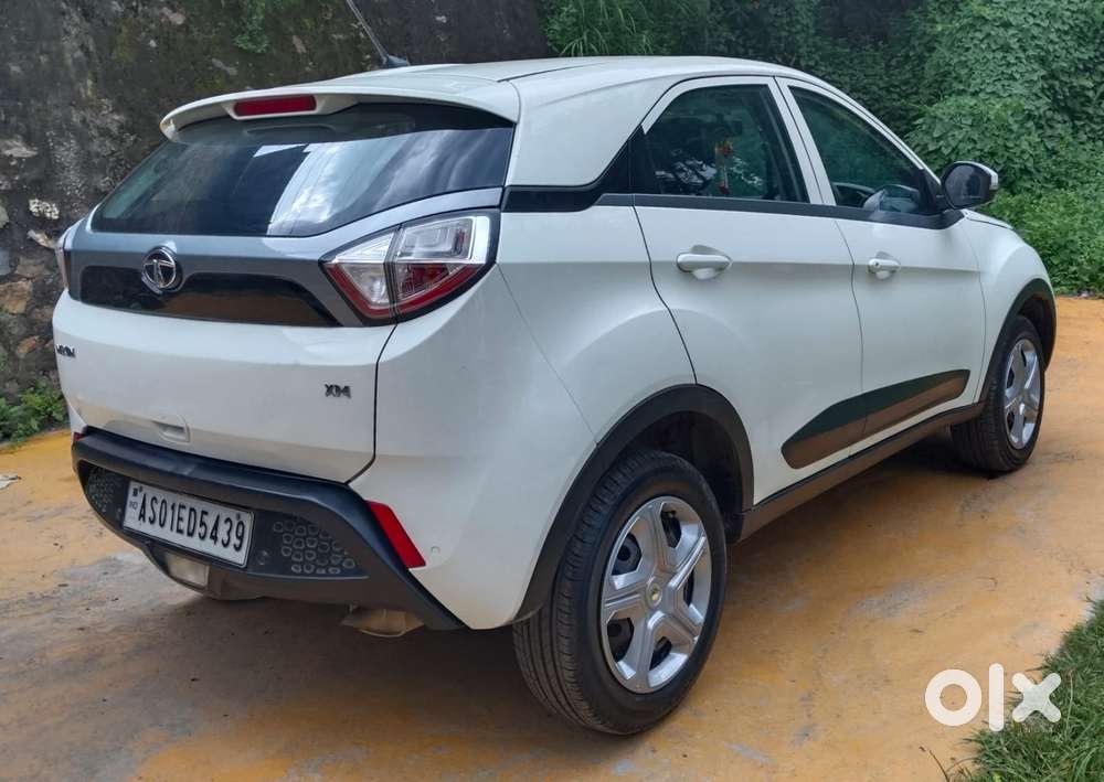 Tata Nexon 1.2 Revotron Xm (s), 2019, Petrol