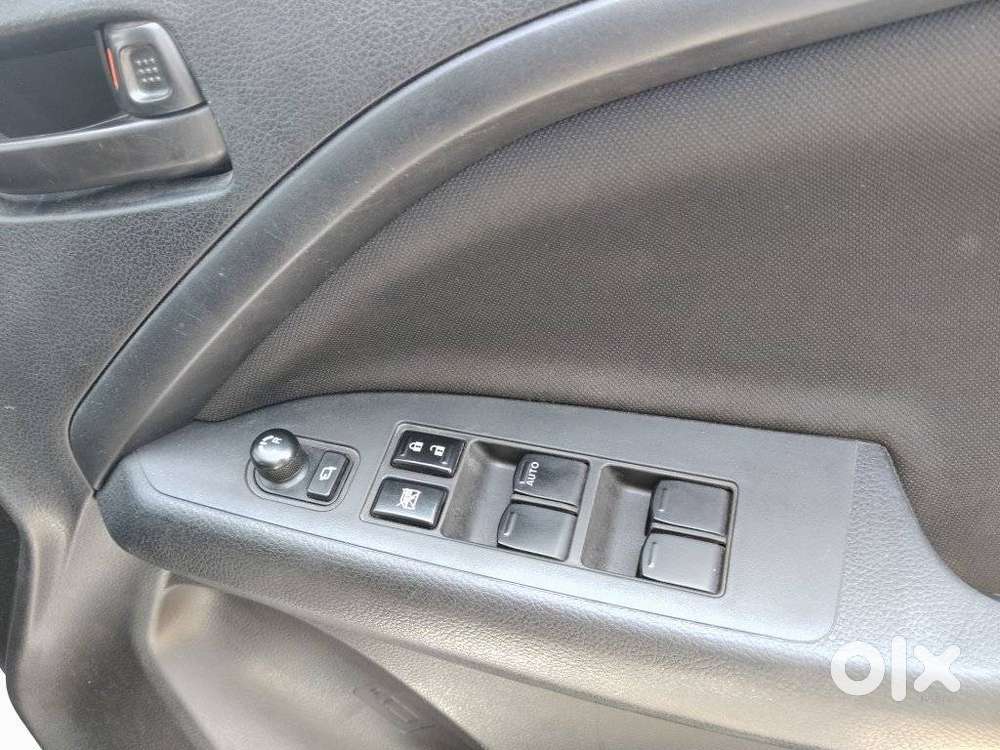Maruti Suzuki Brezza 1.5 Vxi Smart Hybrid, 2023, Petrol