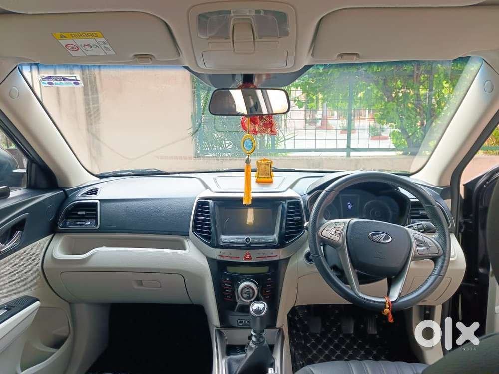Mahindra Xuv300 W8, 2022, Petrol