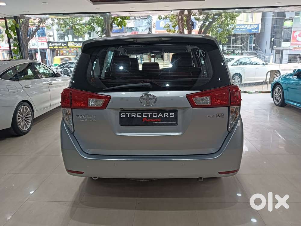Toyota Innova Crysta 2.4 V, 2017, Diesel