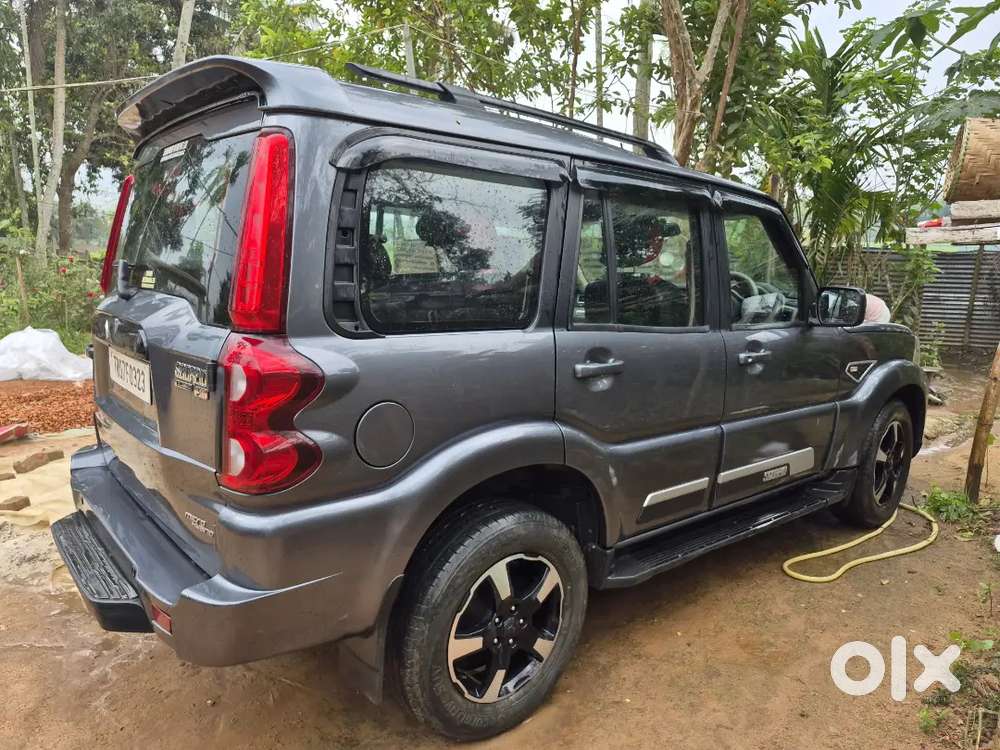 Mahindra Scorpio Classic Diesel 2023