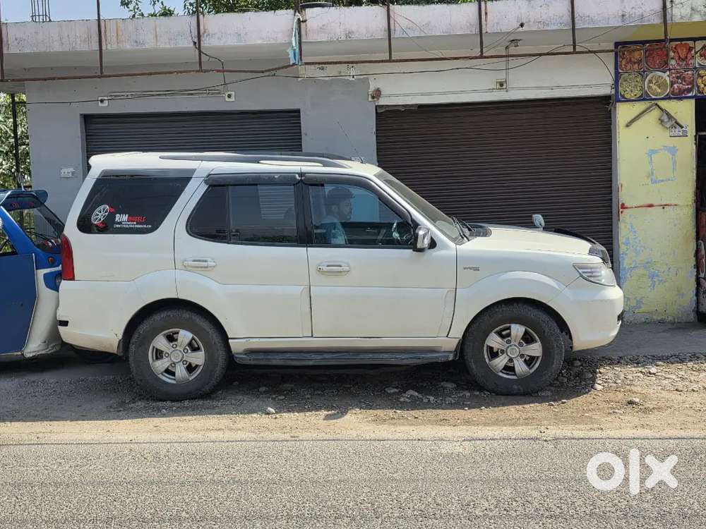 Tata Safari Strome Varicor 400 With 6 Gear Transmission Top Condition