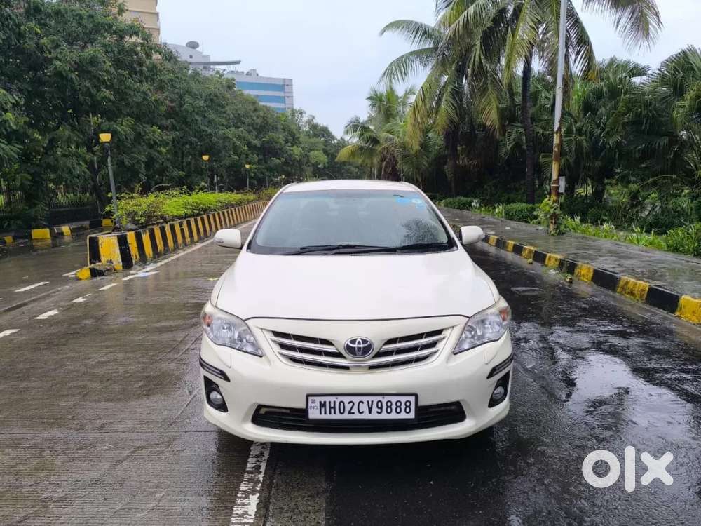 Toyota Corolla Altis, 2013, Petrol