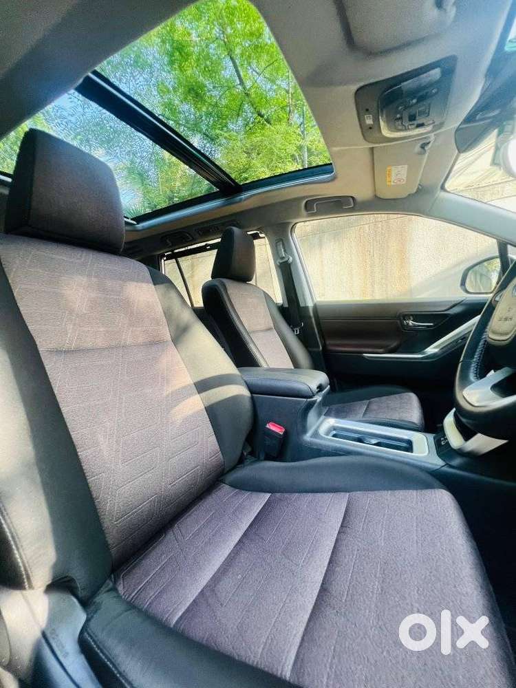 Toyota Innova Hycross 2.0 Vx (o) Hybrid 8 Str, 2024, Petrol