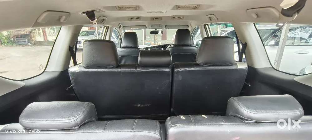 Toyota Innova Crysta 2022