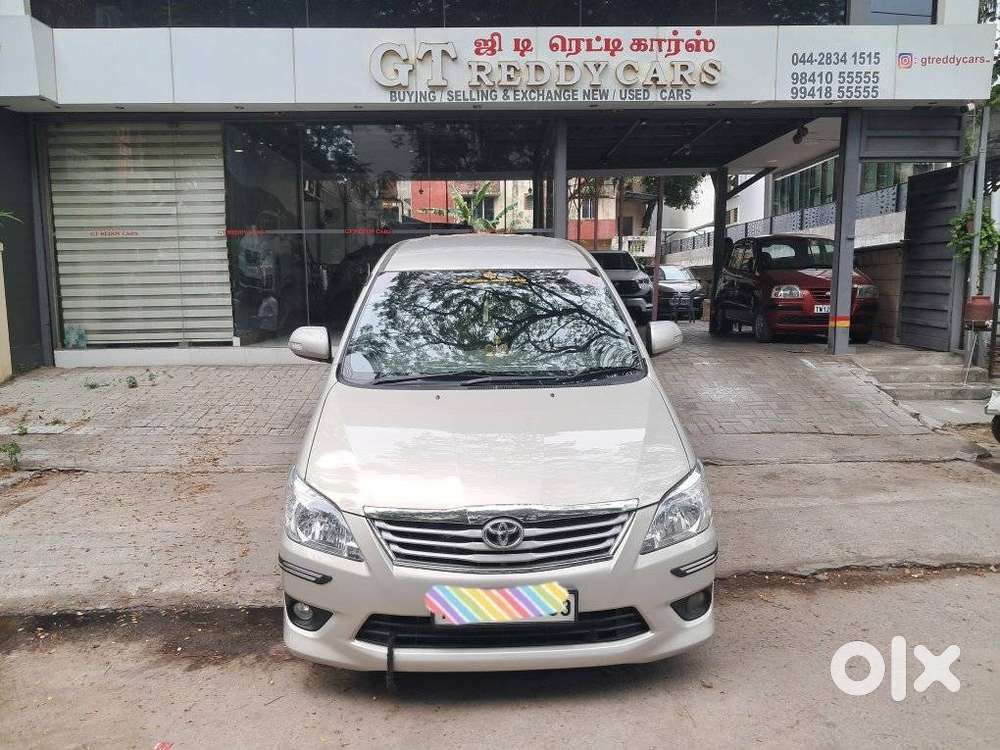 Toyota Innova 2.5 Vx 8 Seater Bs Iv, 2013, Diesel