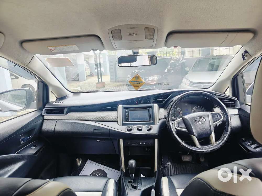Toyota Innova Crysta Gx Automatic 2016