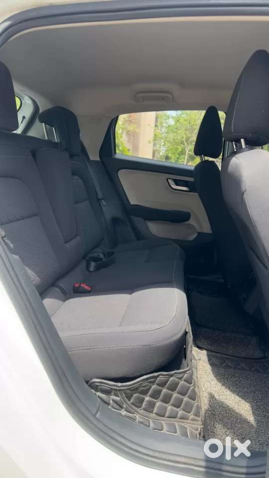 Tata Altroz Xza Plus (o) (s), 2024, Petrol