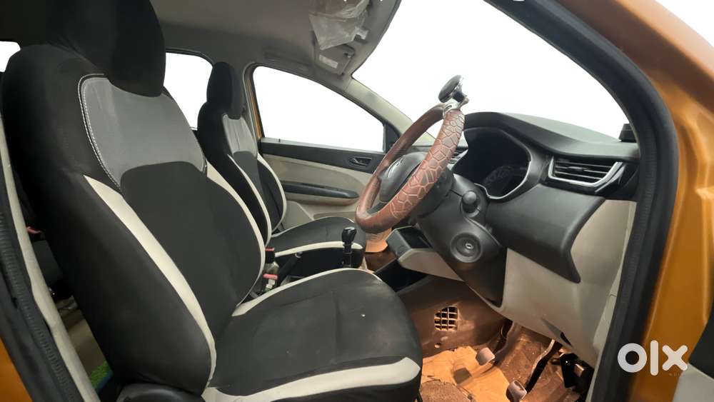 Renault Triber Rxl, 2021, Petrol