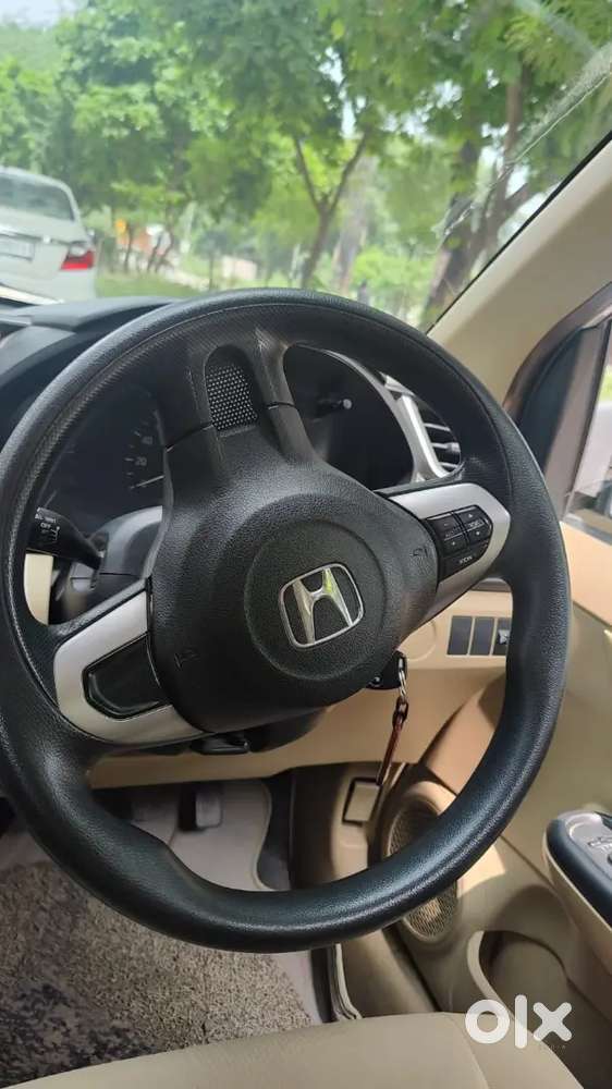 Honda Amaze S I-vtec Petrol  2016  38,195 Km  1st Owner  Excellent