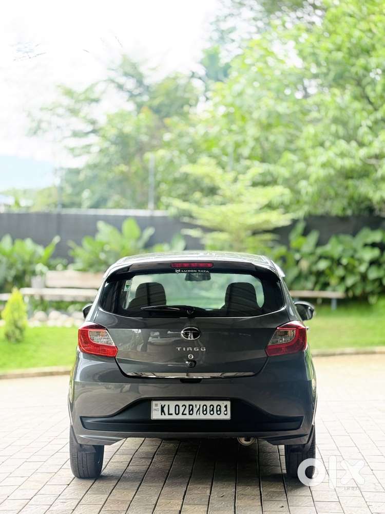 Tata Tiago, 2024, Petrol